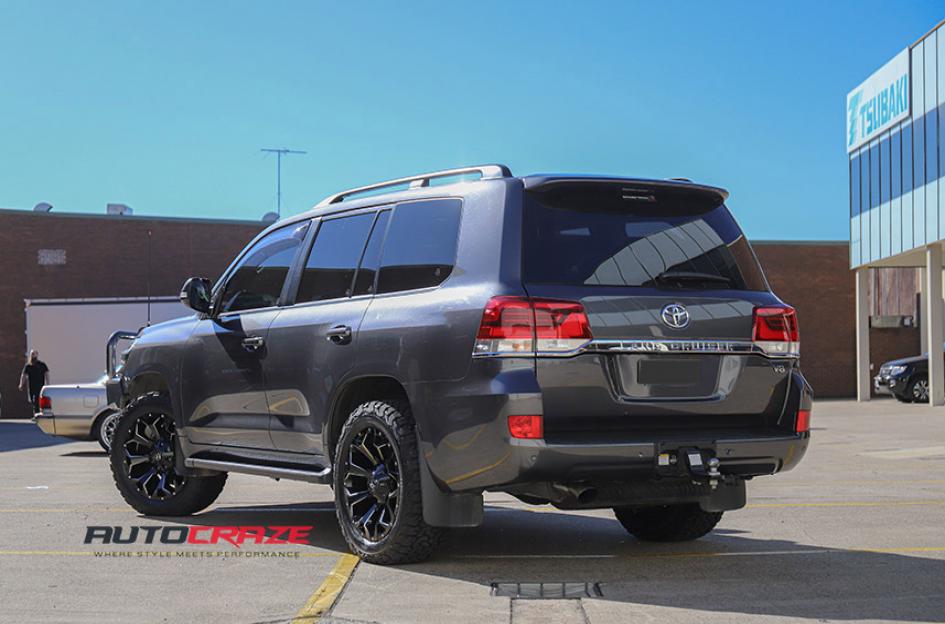 TOYOTA LANDCRUSIER ASSAULT GLOSS BLACK MILLED ACCENTS